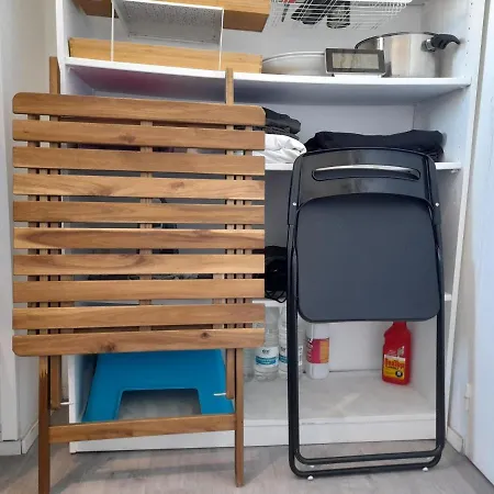 Chambre De Bonne 8m2 10 Minutes A Pied De La Gare Saint-roch *